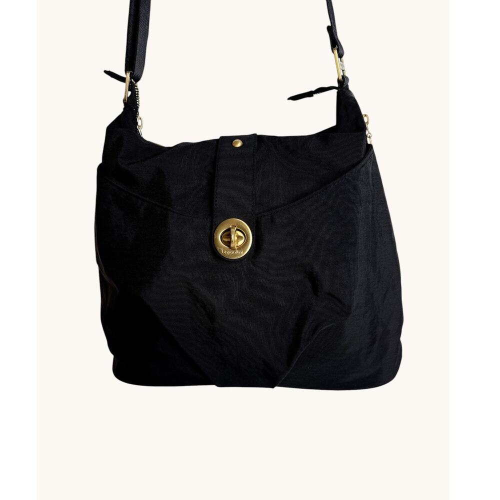 Bagallini Black Helsinki Crossbody Bag